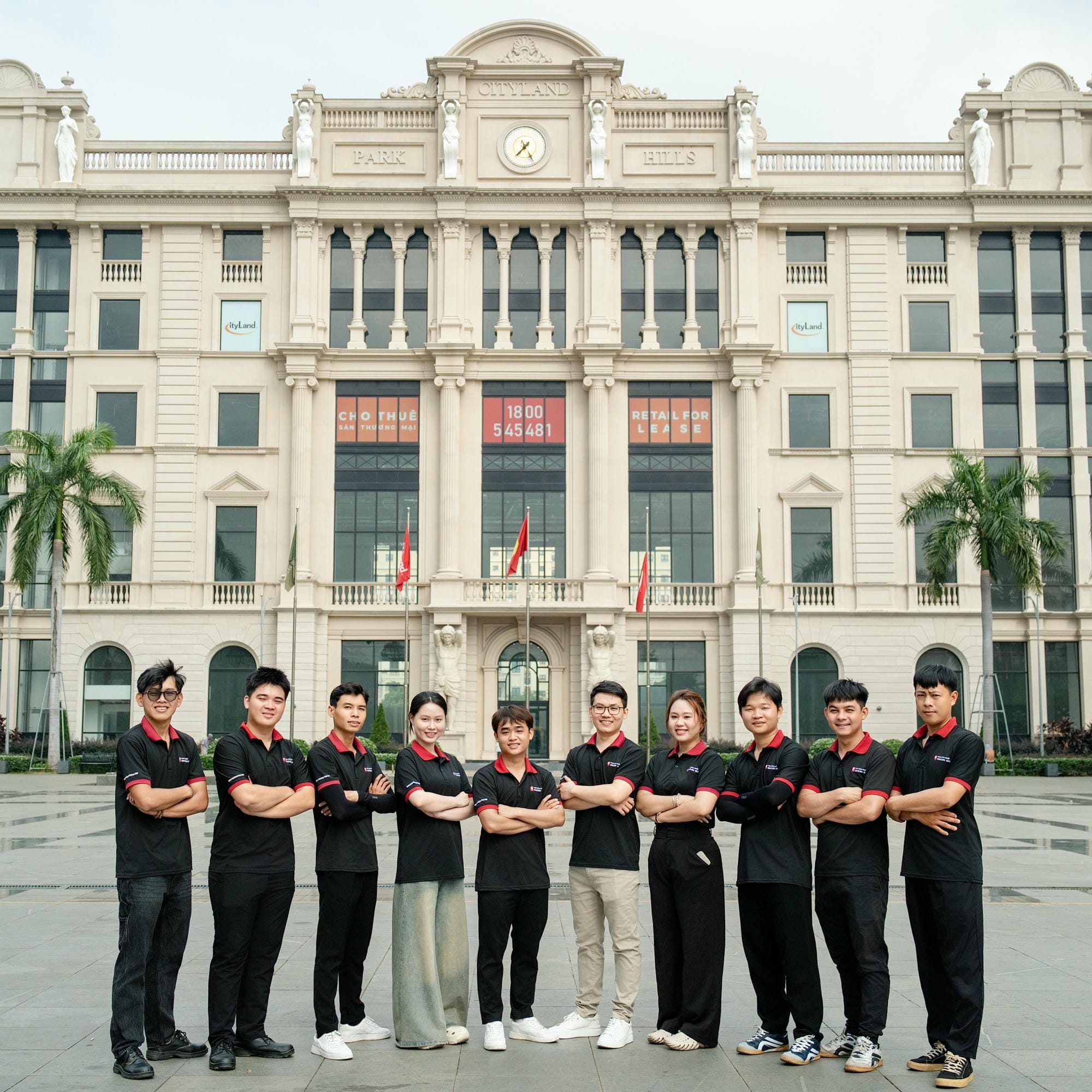 Đội ngũ kỹ thuật Hoàng Gia Film